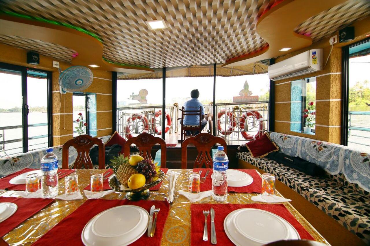 Hotel Marari Houseboat Mararikulam Zewnętrze zdjęcie