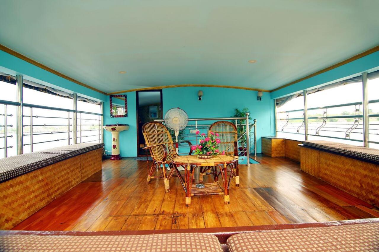 Hotel Marari Houseboat Mararikulam Zewnętrze zdjęcie