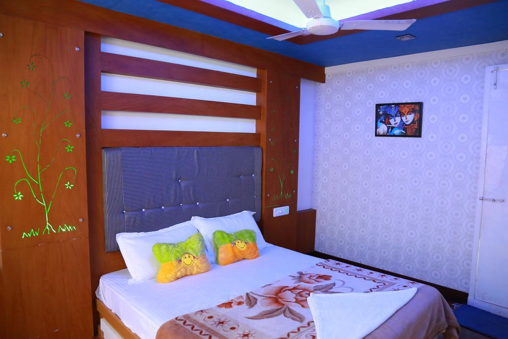 Hotel Marari Houseboat Mararikulam Zewnętrze zdjęcie